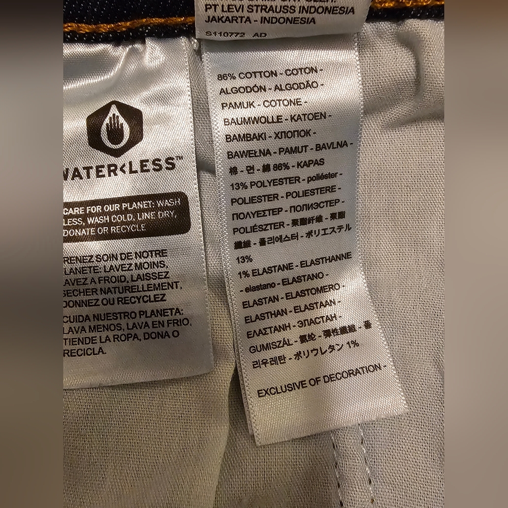 Levis Womens High Waist Ribcage Straight Ankle Distressed Jeans Size 22W NWT - Picture 10 of 13